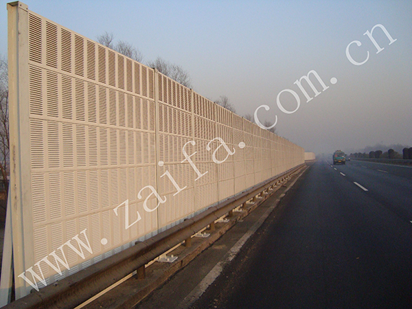 簡(jiǎn)述公路聲屏障的性能介紹